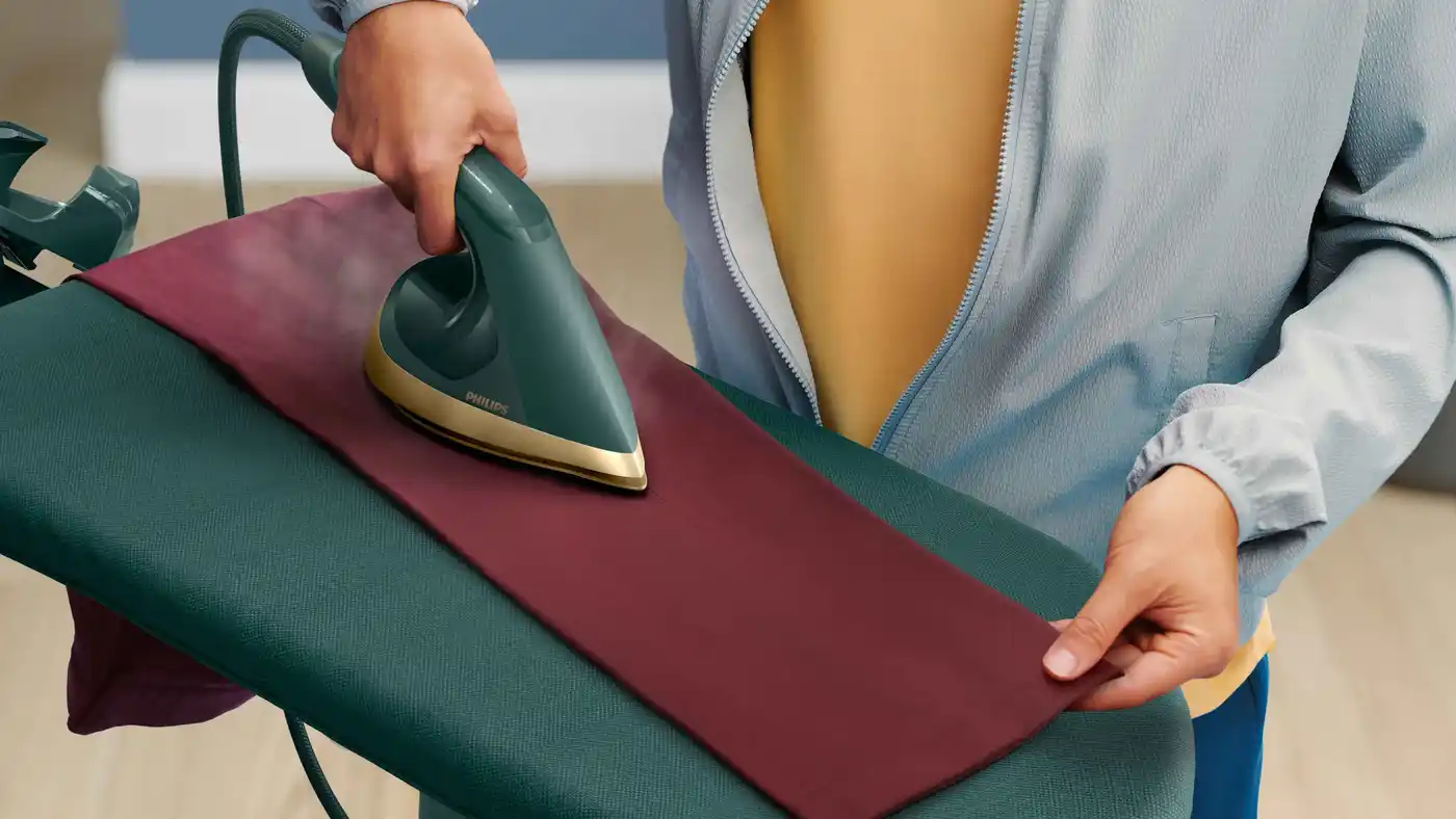 Verwijdert tot 99,9% van bacteriën en huisstofmijten voor frisse kleding Verwijdert tot 99,9% van bacteriën en huisstofmijten voor frisse kleding