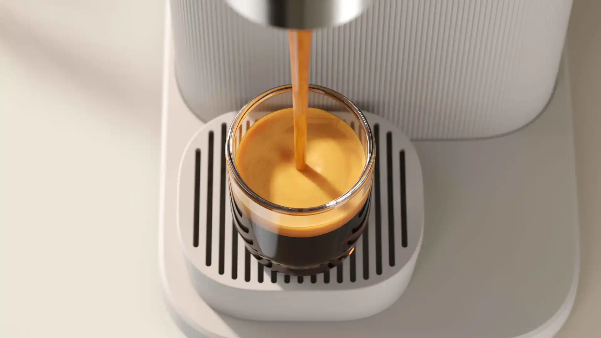 Espresso curge din Philips Baristina într-un pahar, etalând o cremă bogată. Experimentează sistemul premium de preparare a cafelei. Espresso curge din Philips Baristina într-un pahar, etalând o cremă bogată. Experimentează sistemul premium de preparare a cafelei.