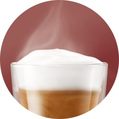Espuma de leche caliente y cremosa