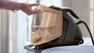 Abnehmbarer 1,8-Liter-Wasserbehälter