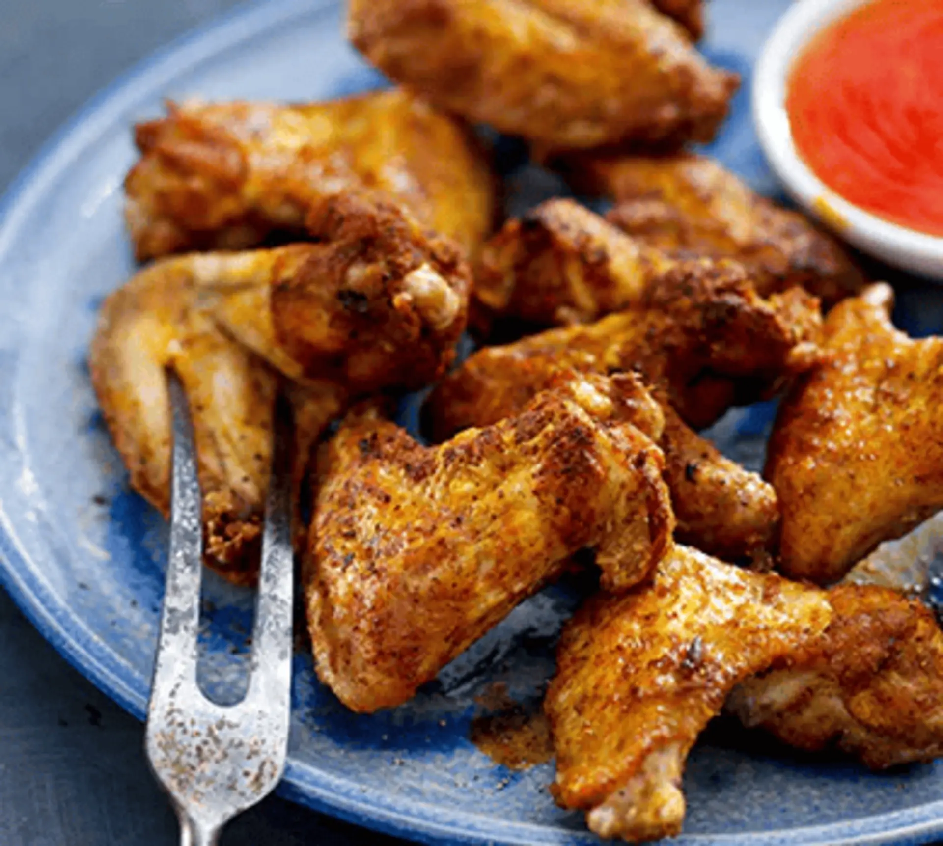 Crispy and tender chicken wings Crispy and tender chicken wings