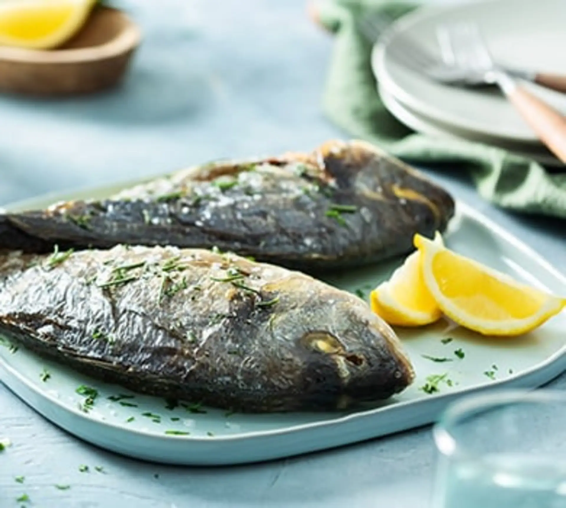 Grillad hel fisk Grillad hel fisk