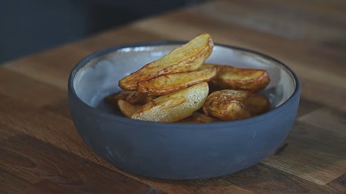 Kartoffelspalten aus dem Airfryer Kartoffelspalten aus dem Airfryer